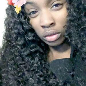 Meet your Posher, Brandi